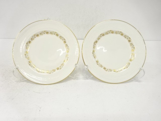 Pottery & Ceramics